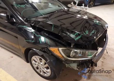 2017 Hyundai Elantra Se z USA, uszkodzony, nr VIN KMHD74LF5HU115553